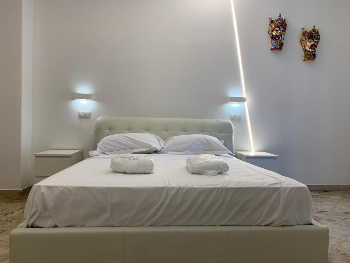 Catania Apartment Borgo Suite Autonomous ภายนอก รูปภาพ