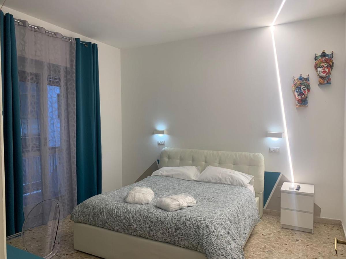 Catania Apartment Borgo Suite Autonomous ภายนอก รูปภาพ